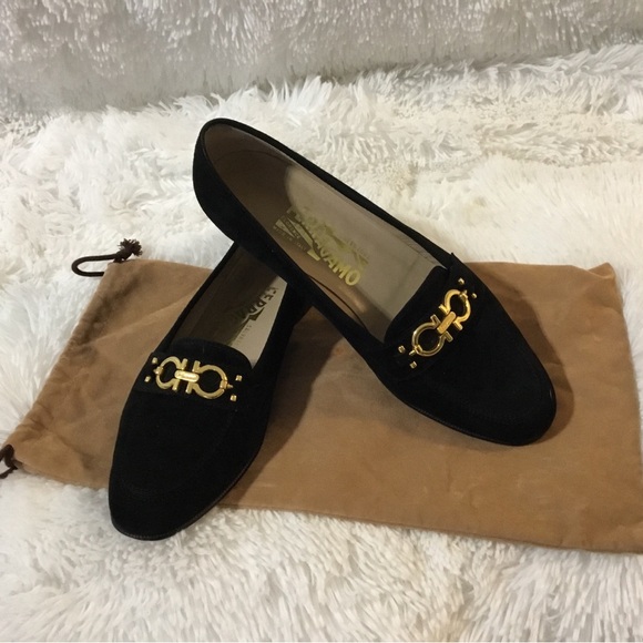 Salvatore Ferragamo Black Loafers for Women - Picture 2 of 9
